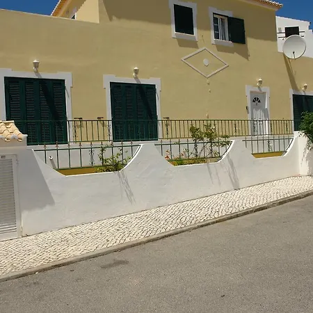 Holiday home Moradia T4 Para Ferias Em Lagos